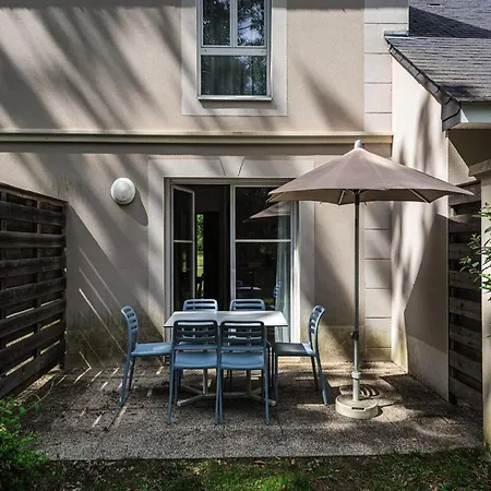 بيت للعطل Studio With Sofa Bed In The Loire Region *